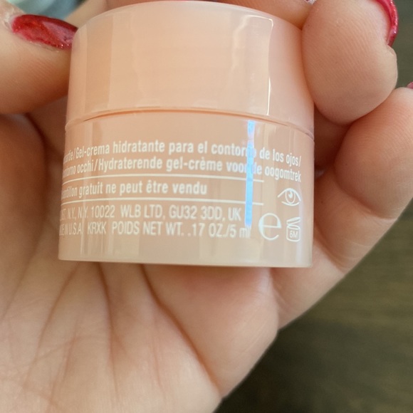 Clinique collection never used - Picture 11 of 11